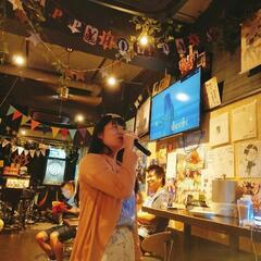 アニソンカラオケバーで、ノンジャンルカラオケ