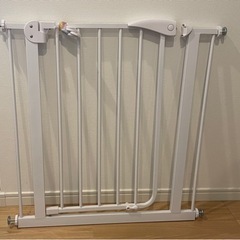 ベビーゲート×2 ホワイト　モダンデコ購入の画像