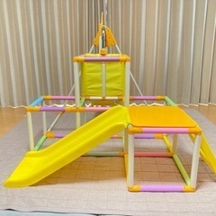 【値下げしました】子供用ジャングルジム、ブランコ、すべり台付きの画像