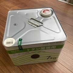 【受付中 】カインズ　オリジナル　トタン塗料＋おまけ付き。
