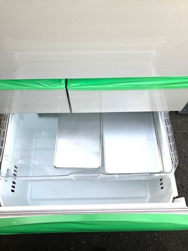 値下げ！【札幌市内配送可】東芝 冷蔵庫 GR-H560FV(ZC) 6ドア フレンチドア マジック大容量 555L 2015年製 ルー