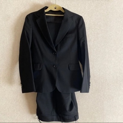 リクルートスーツ　ブラック