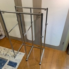 頑丈なハンガーラック　2段の画像