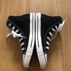 ハイカットスニーカー　25.5cmの画像