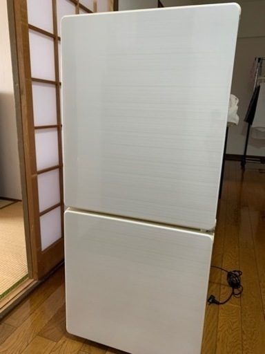 2ドア冷蔵庫110L