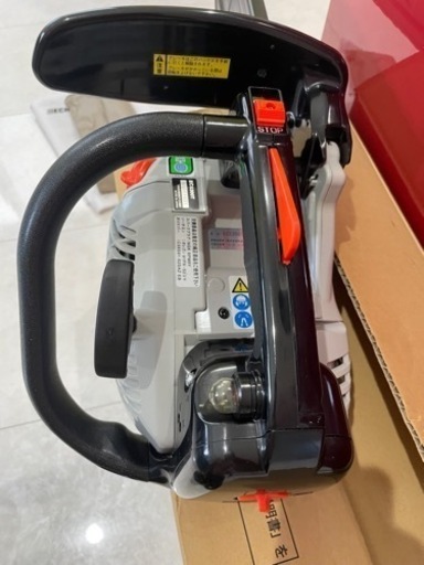 未使用品　エコー　ECHO  やまびこ　エンジン　チェーンソー　ECS300T