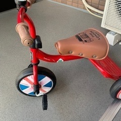 三輪車の画像