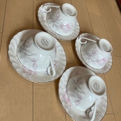 （売約済）ティーカップ&ソーサー⭐︎4客セットの画像