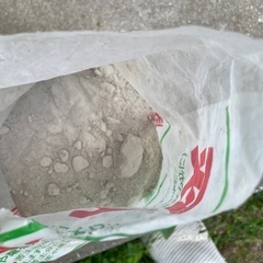 山砂、苦土石灰の画像
