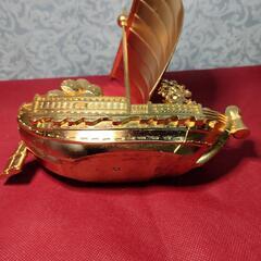 宝船の置き物　縁起物の画像