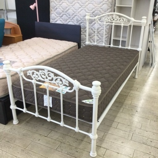 【✨ロココ調❗️✨ホワイト❗️✨】定価¥64，900 シングルベッド ロココ調 ホワイト マットレスFRANCEBED