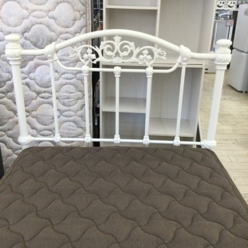 【✨ロココ調❗️✨ホワイト❗️✨】定価¥64,900 シングルベッド  ロココ調  ホワイト  マットレスFRANCEBED