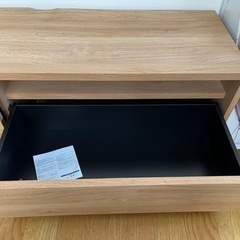 テレビボードの画像