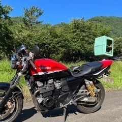 YAMAHA XJR400R