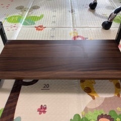 モニターラック
