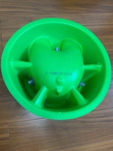 ★値下げ可能★ バンボ ベビーソファ 緑&黄緑 2個　バラ売り可能　美品