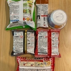 インスタントラーメン、ワンタンスープなど6品の画像