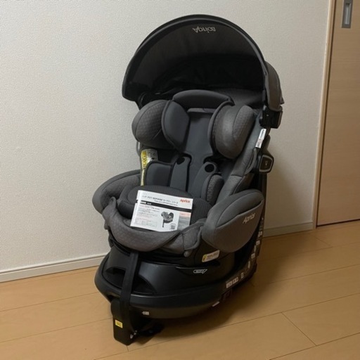 アップリカ チャイルドシート フラディアグロウ プレミアム　グレー　isofix