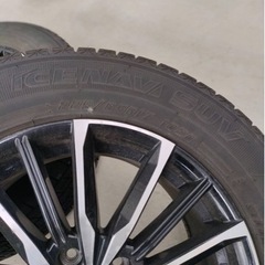 スタッドレスタイヤホイール4本セット 225/65R17の画像