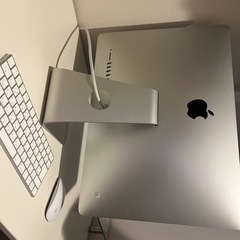 iMac Ratina 4K 21.5-inch Late2015 マウス・キーボード付の画像