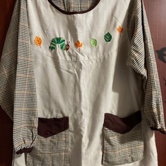 保育士さん必見！はらぺこあおむしエプロン 取り引き決定