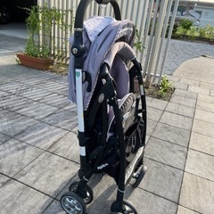 アップリカのベビーカーの画像