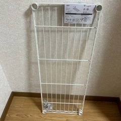 スチールラックの追加棚板譲ります。