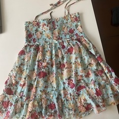 花柄　キャミソール　の画像