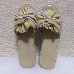 ニコアンドのサンダル￥4200の品