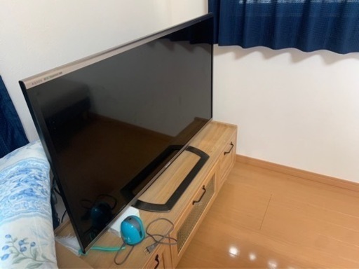シャープ46型液晶テレビ