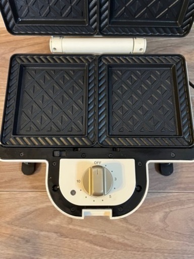 BRUNOホットサンドメーカー ダブル ホワイト
