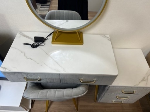 ドレッサー、チェアセット