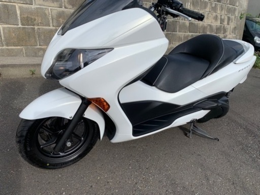 HONDA フォルツァ　MF10 後期　3158キロ　横浜　ノーマル　低走行　通勤　通学　ビッグスクーター　マジェスティ マグザム スカイウェイブ