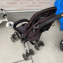 ベビーカー　の画像