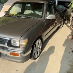 トヨタ タコマ   文最後までお読みください。の画像