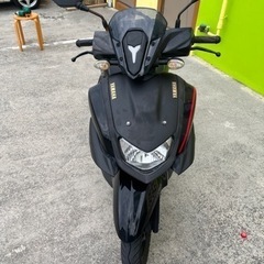 シグナスRAYZR ブラック 125cc 小型バイク