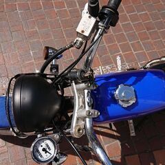 エイプ100 前後ディスクブレーキ カスタム車両の画像