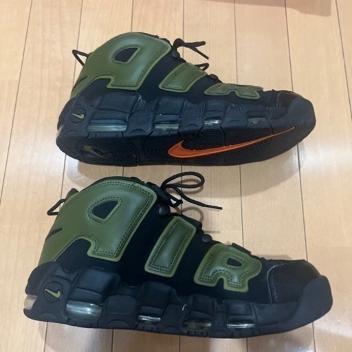 NIKE モアテン