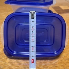 プラスチック容器3個セットの画像