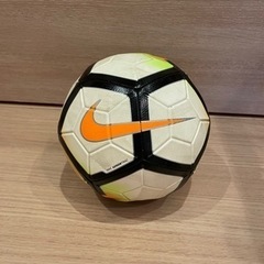 サッカーボール　5号