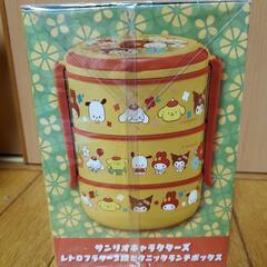 新品 サンリオキャラクターズ レトロフラワー3段ピクニックランチボックスの画像