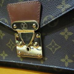 【ＬＶバッグ】メンズ・レディース　超美レア品　セカンド・ショルダーバッグ兼用で使えますの画像