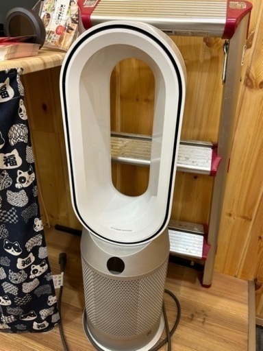 ダイソン　空気清浄機能付き　ファンヒーター　HP07