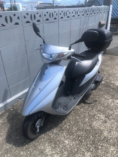 スズキ　アドレス50cc シルバーメタ