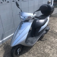 スズキ　アドレス50cc シルバーメタ