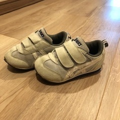 asics スニーカー15cmの画像