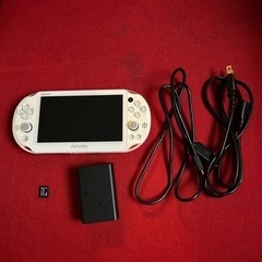 psvita PCH2000 ライトピンク/ホワイト