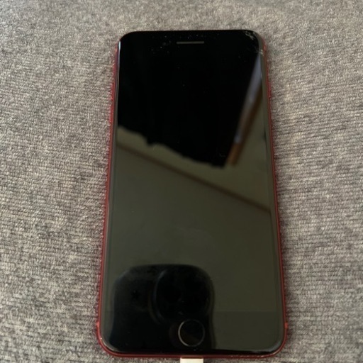 iPhone 8 Plus 傷あり　64GB 取引の早い方優先にします。