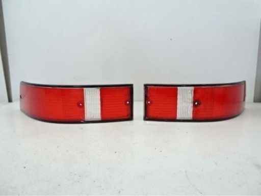 ポルシェ930系コンビテールレンズ