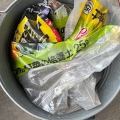 植木鉢　土　軽石　支柱セットの画像